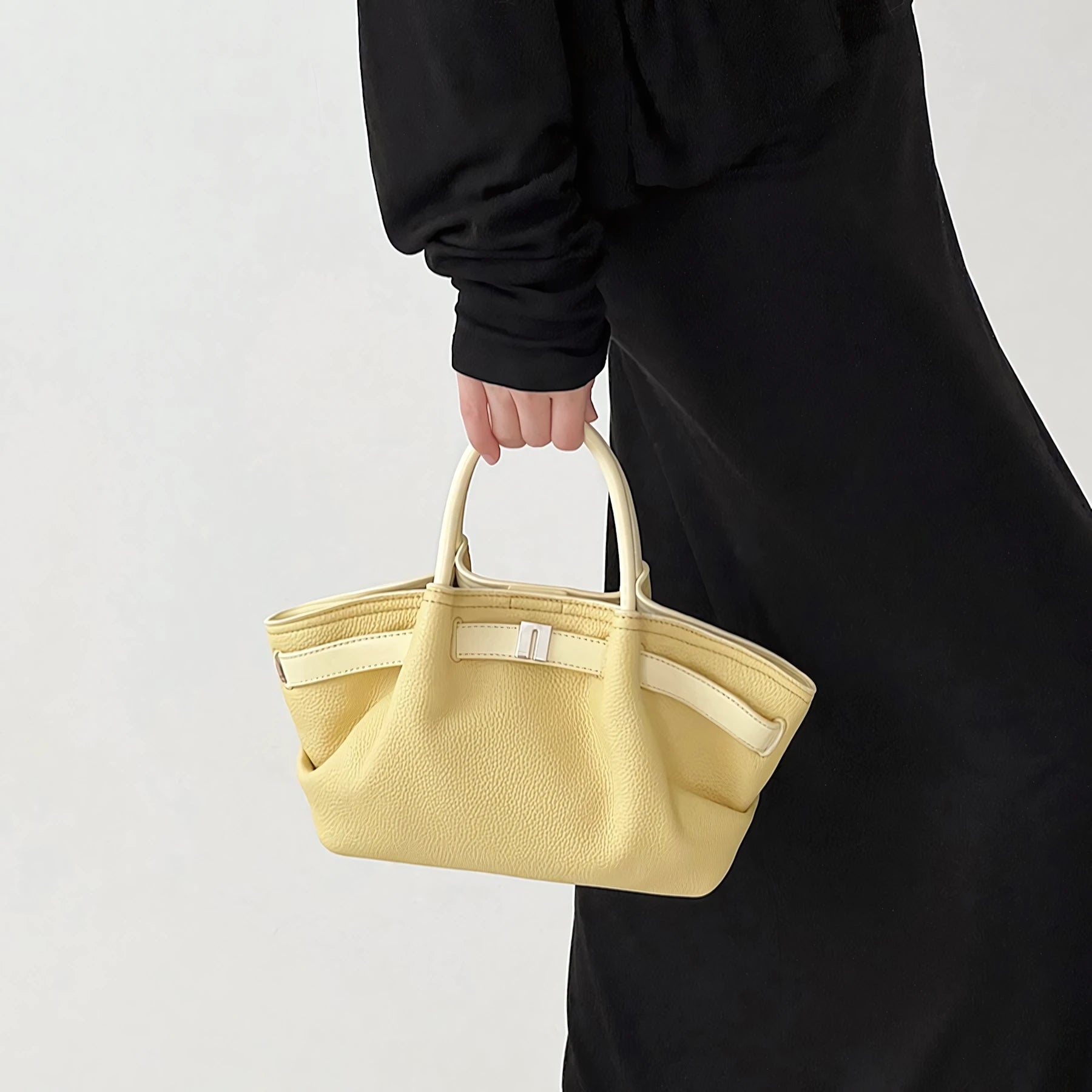 Bloomwave Dumpling Bag
