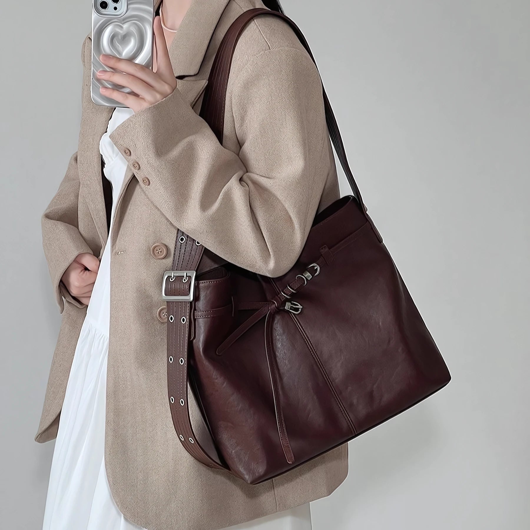 Early Autumn Ease - Wide Strap Bucket Tote