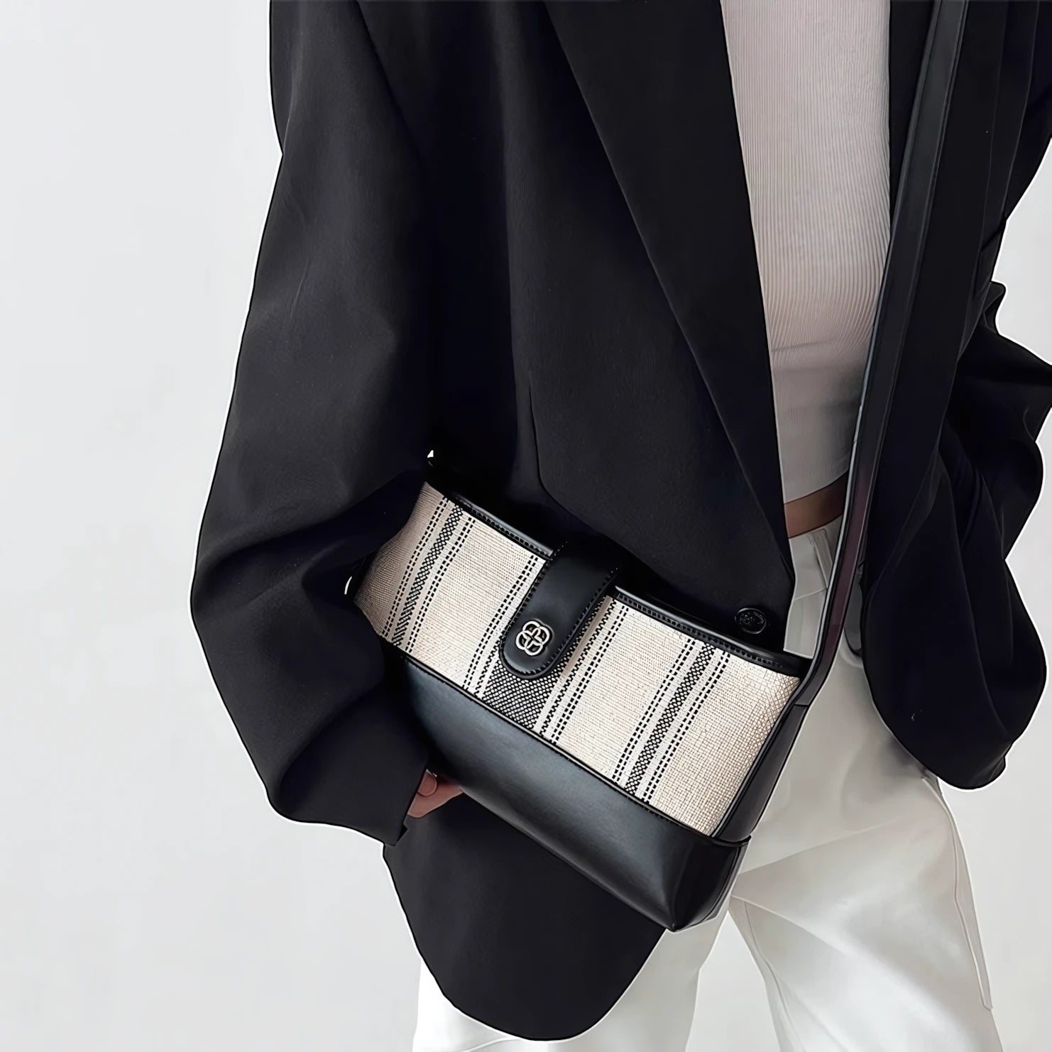 Kite in the Breeze – Linen Stripe Shoulder Bag