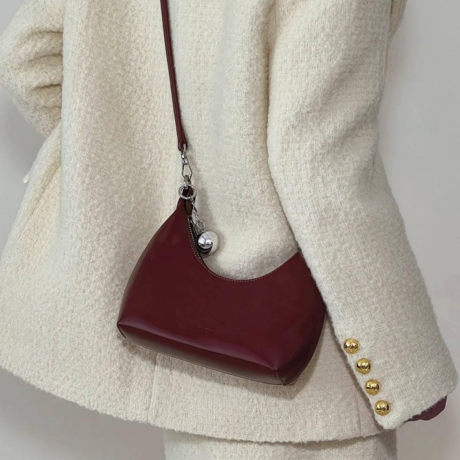 Moon Wink – Glossy Crescent Shoulder Bag