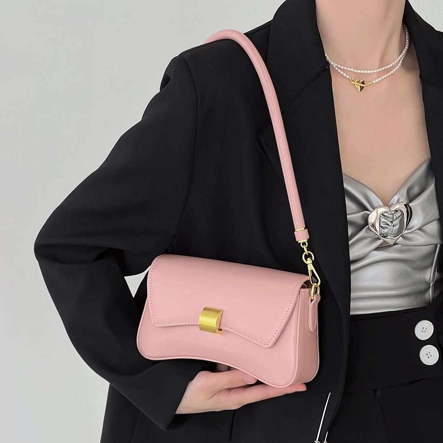 Golden Ripple – Wave-Edge Baguette Bag