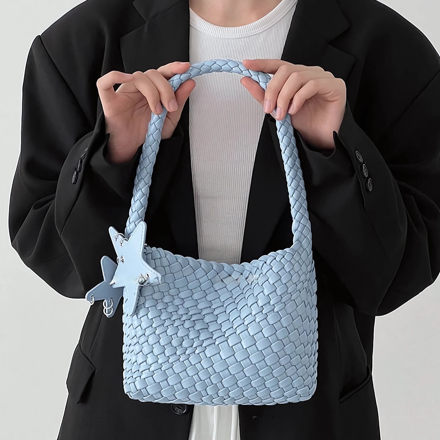 Starshine Knot – Handwoven Bucket Bag