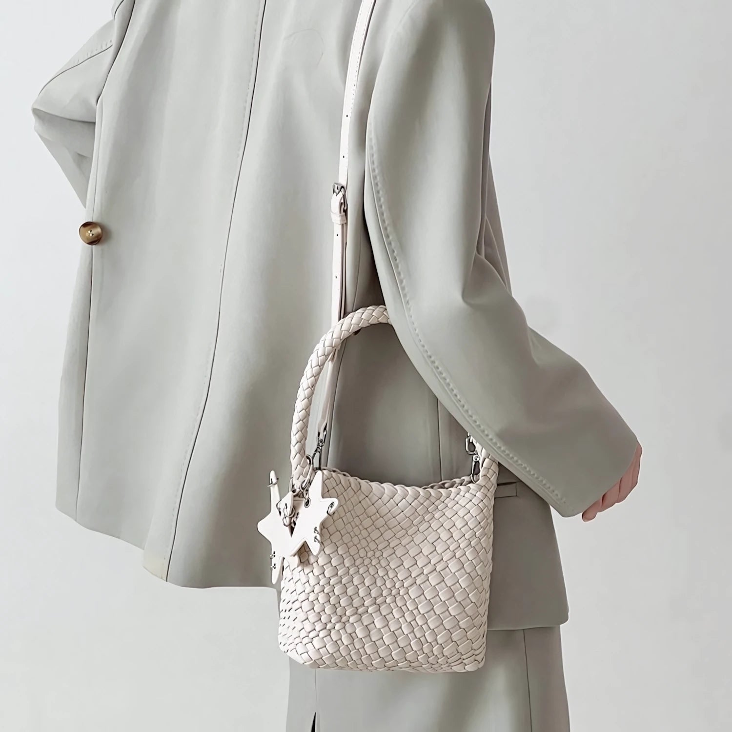 Starshine Knot – Handwoven Bucket Bag