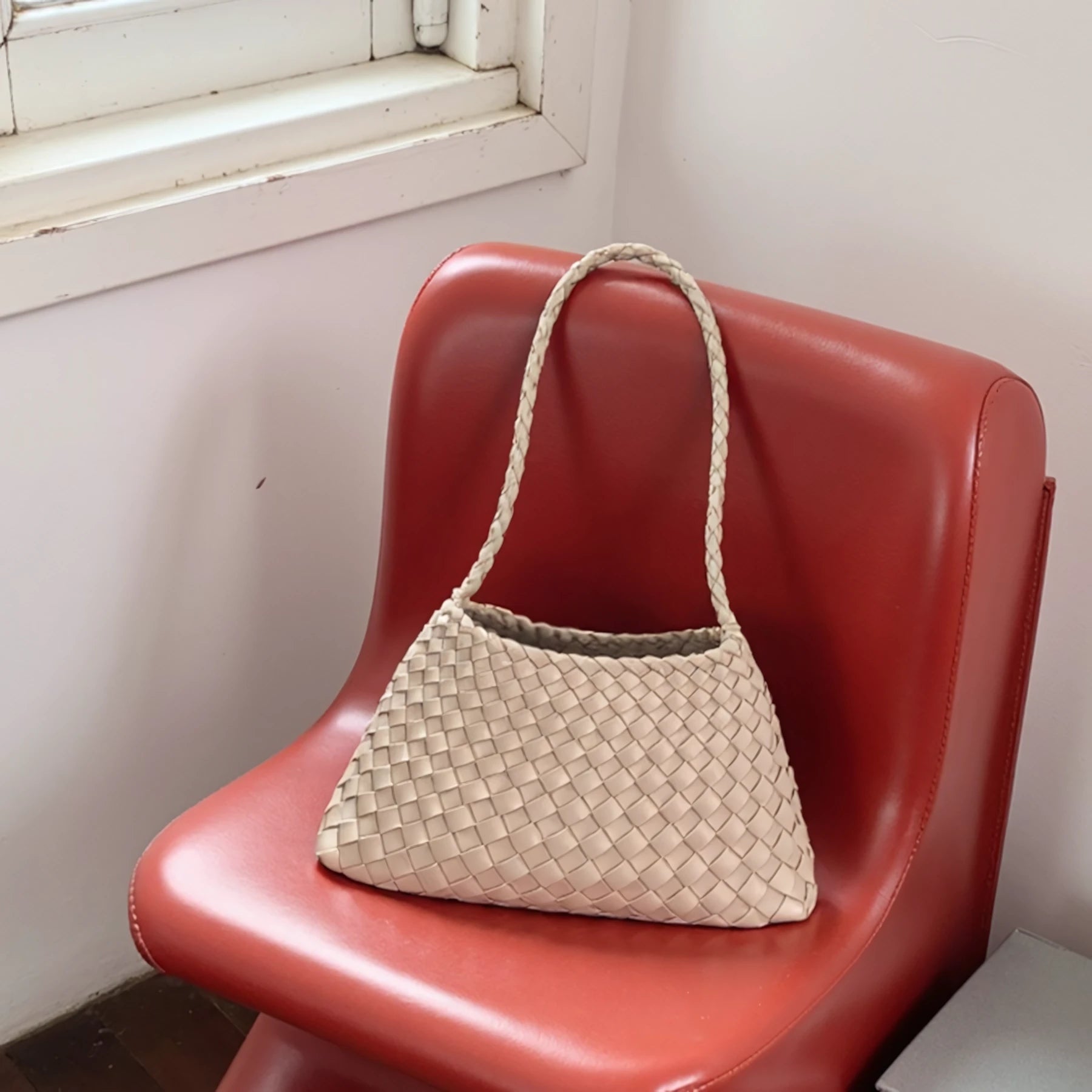 Caramel Canelé – Structured Woven Shoulder Bag