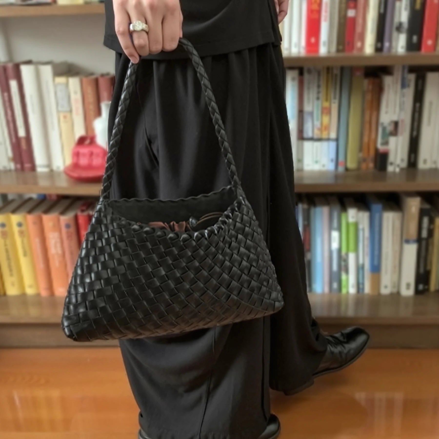 Caramel Canelé – Structured Woven Shoulder Bag