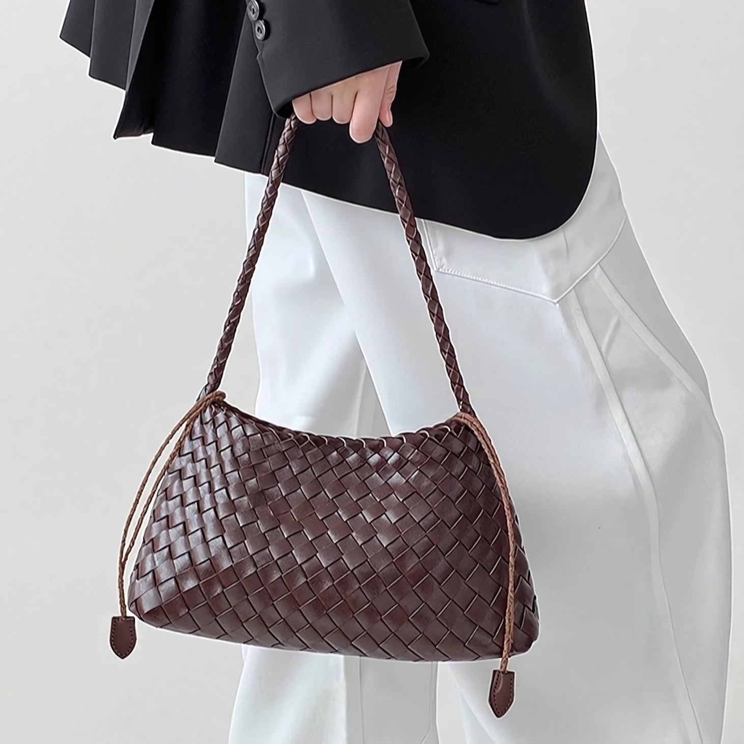 Caramel Canelé – Structured Woven Shoulder Bag