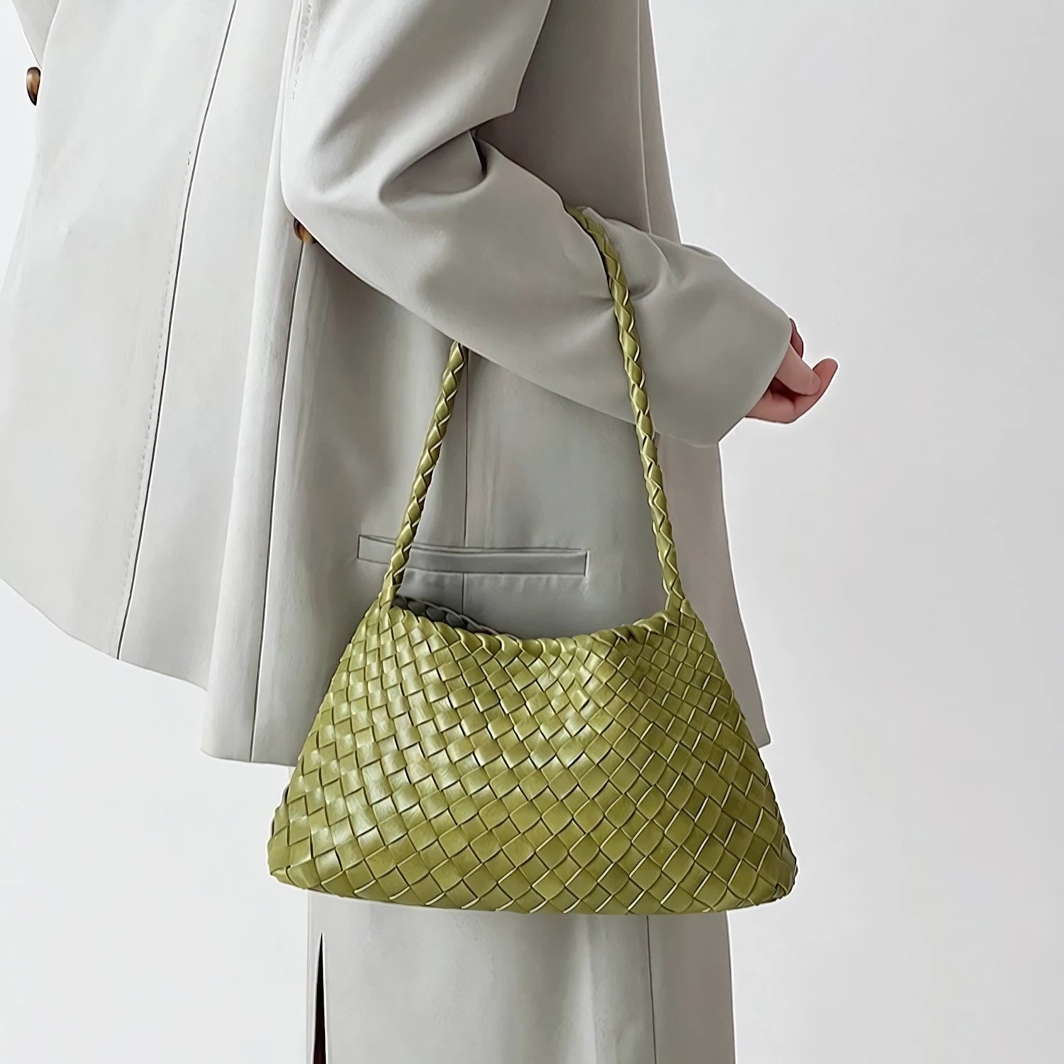 Caramel Canelé – Structured Woven Shoulder Bag