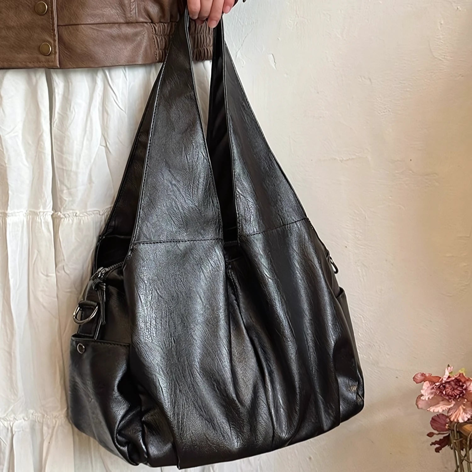 Nine-Pocket Carryall – Lightweight Oversized Tote
