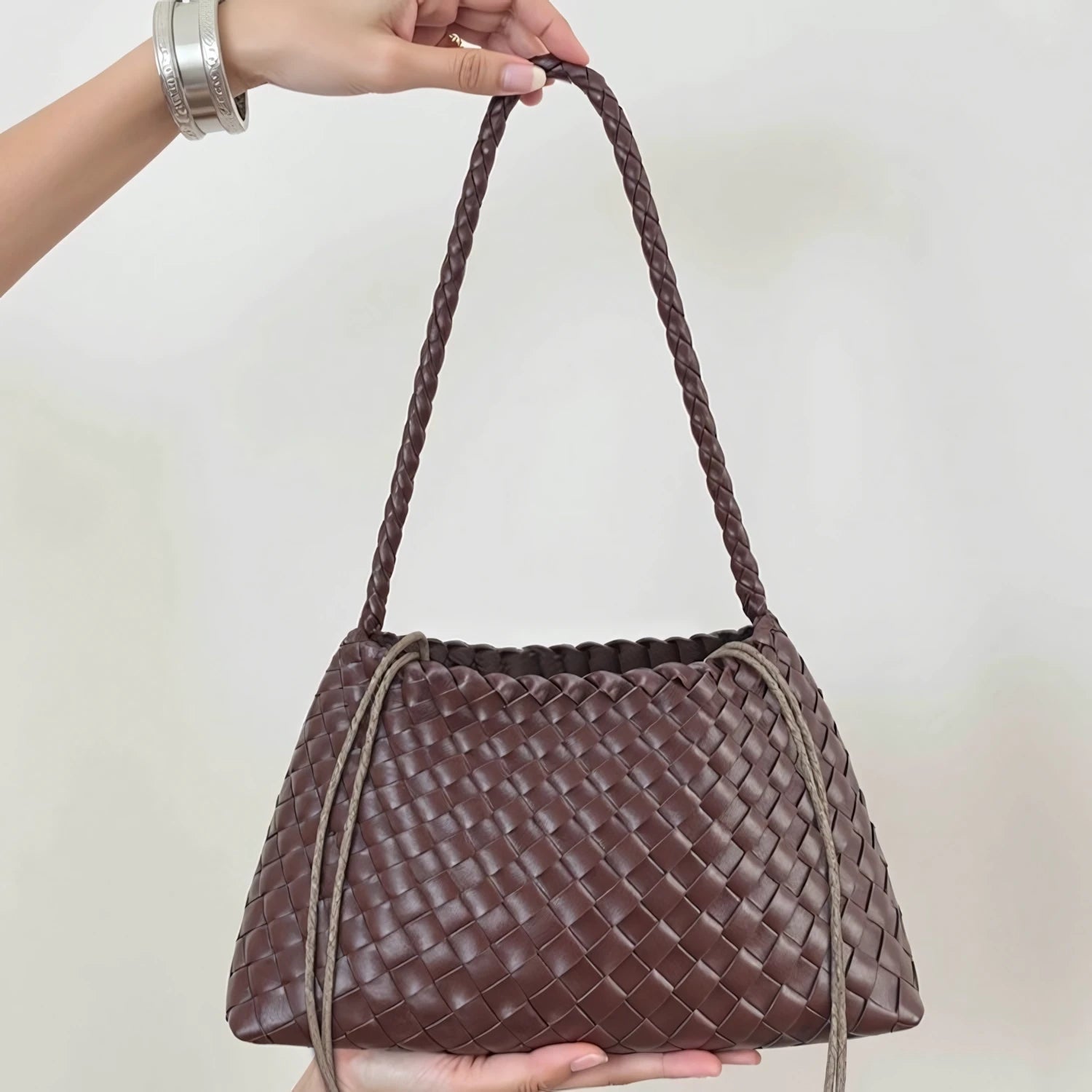 Caramel Canelé – Structured Woven Shoulder Bag