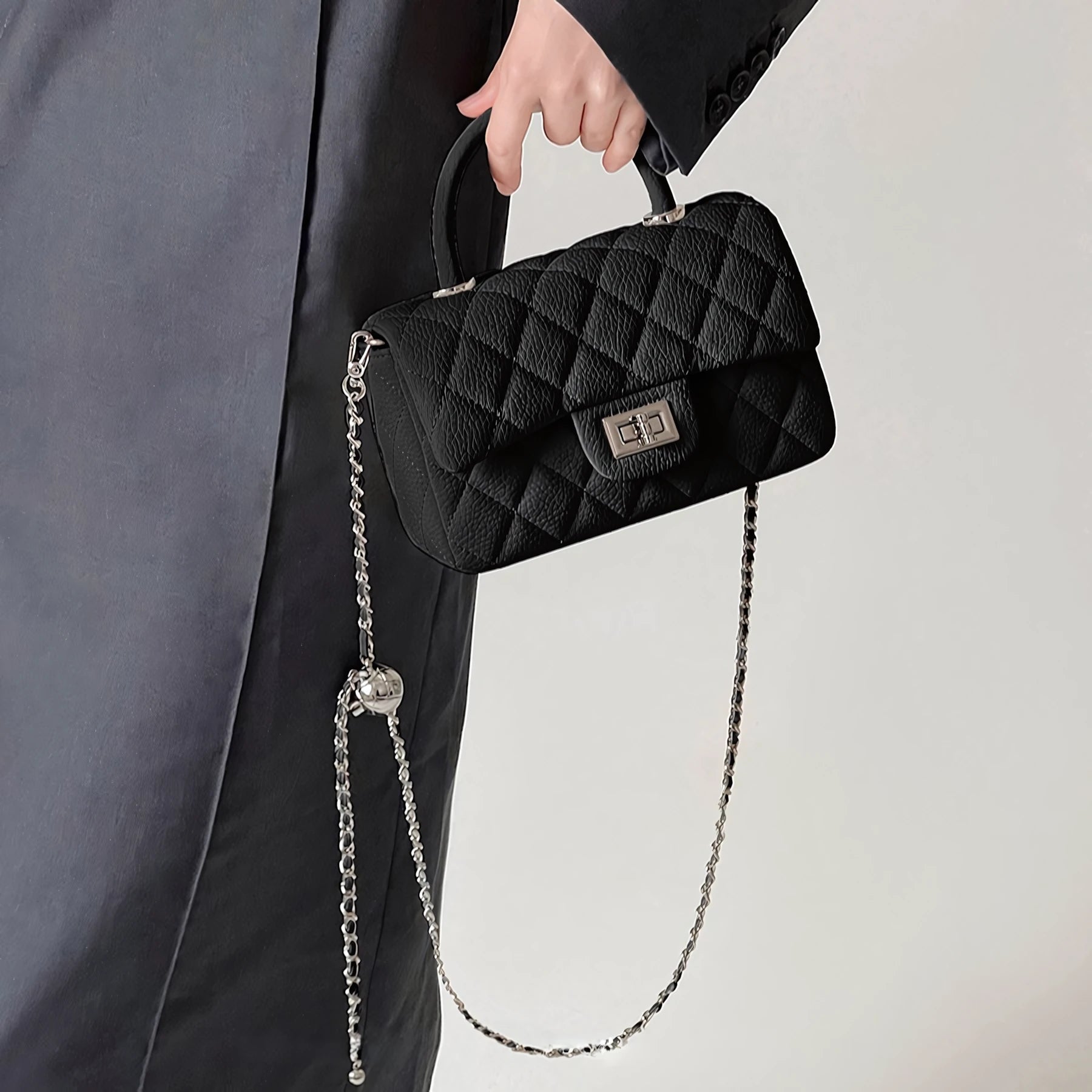Chic Quilted Chain Crossbody Box Bag