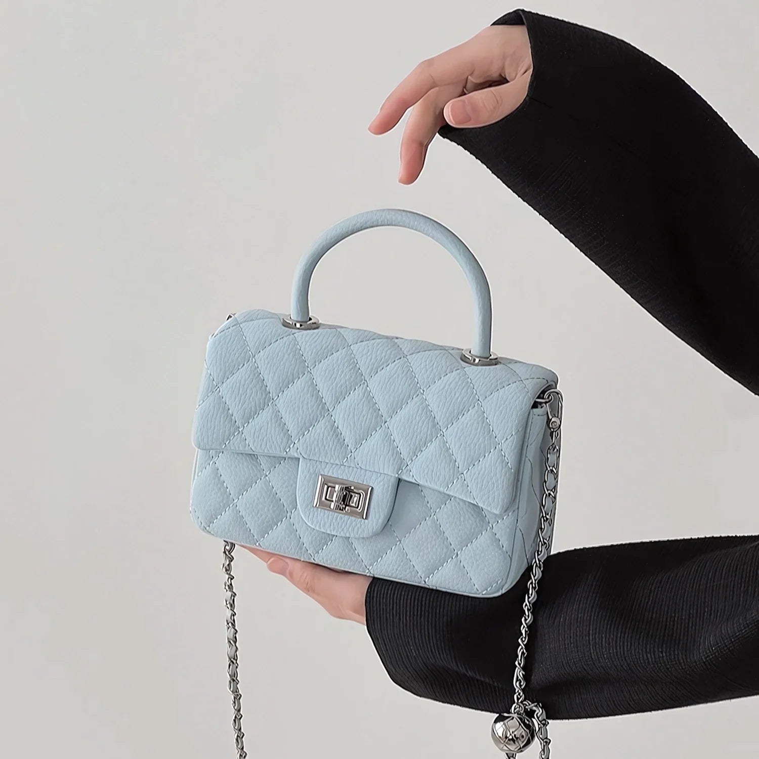 Chic Quilted Chain Crossbody Box Bag