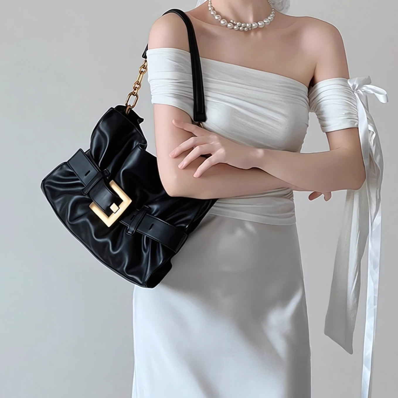 Croissant Fold – Pleated Leather Shoulder Bag