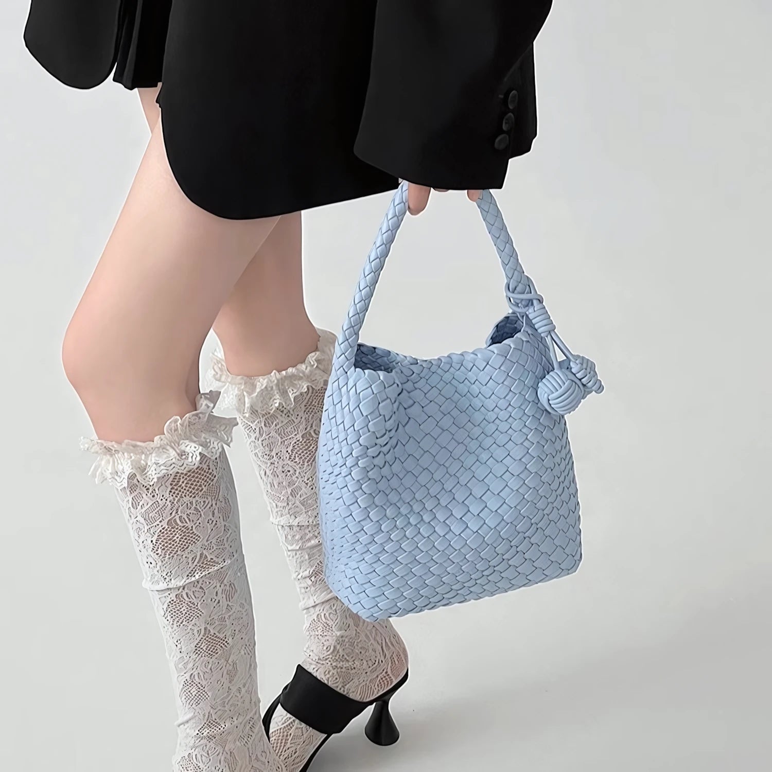 Sweet Knot - Handwoven Bucket Bag