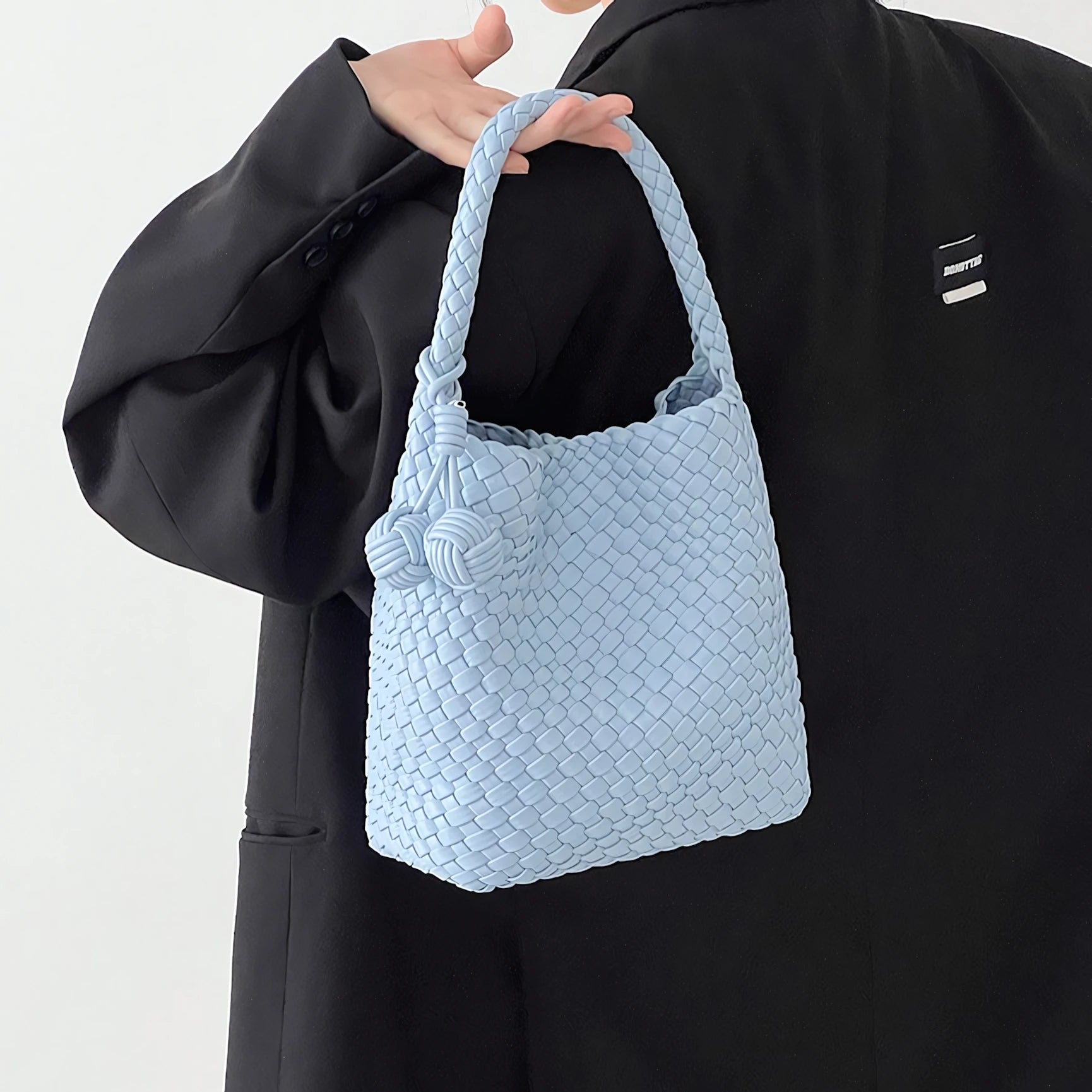 Sweet Knot - Handwoven Bucket Bag