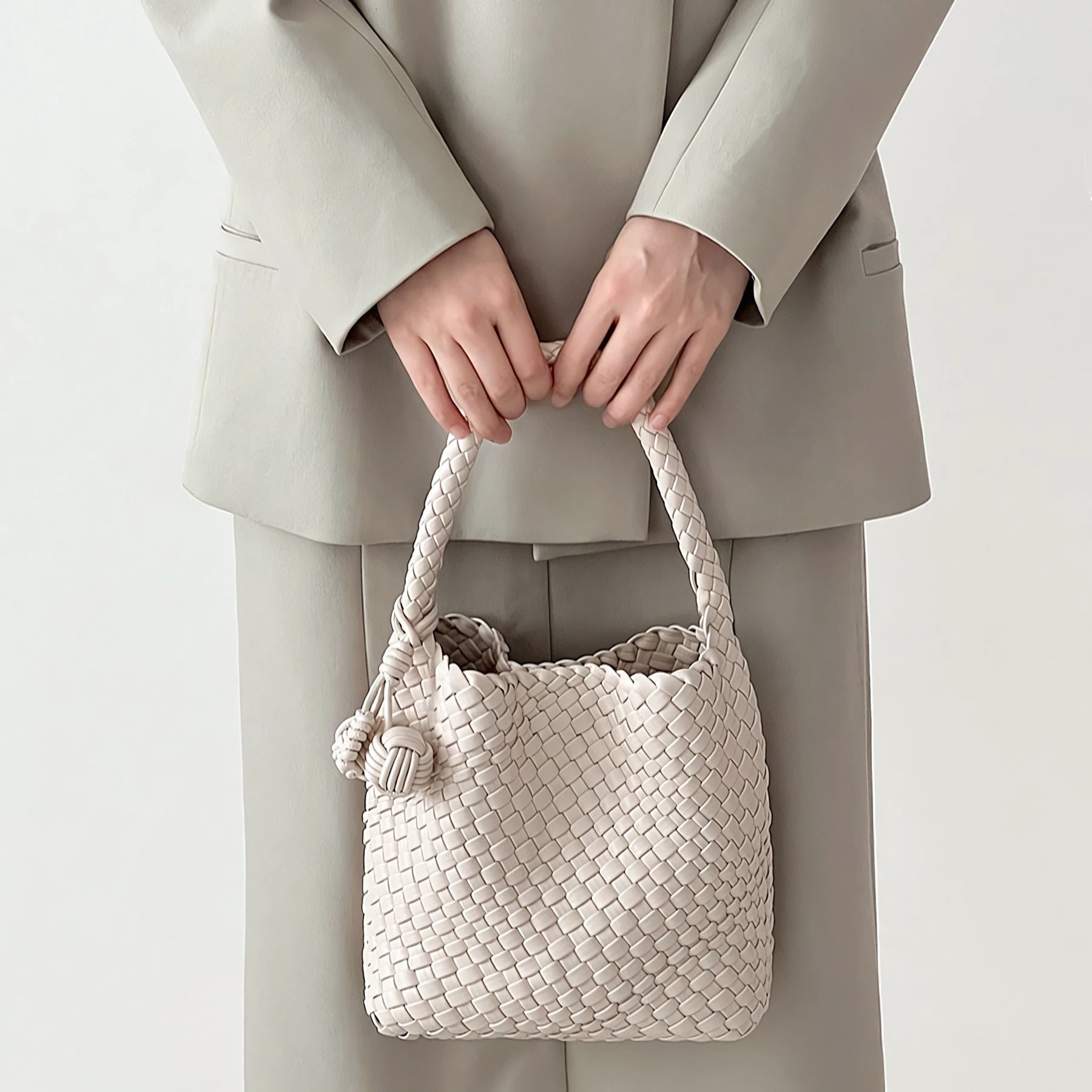 Sweet Knot - Handwoven Bucket Bag