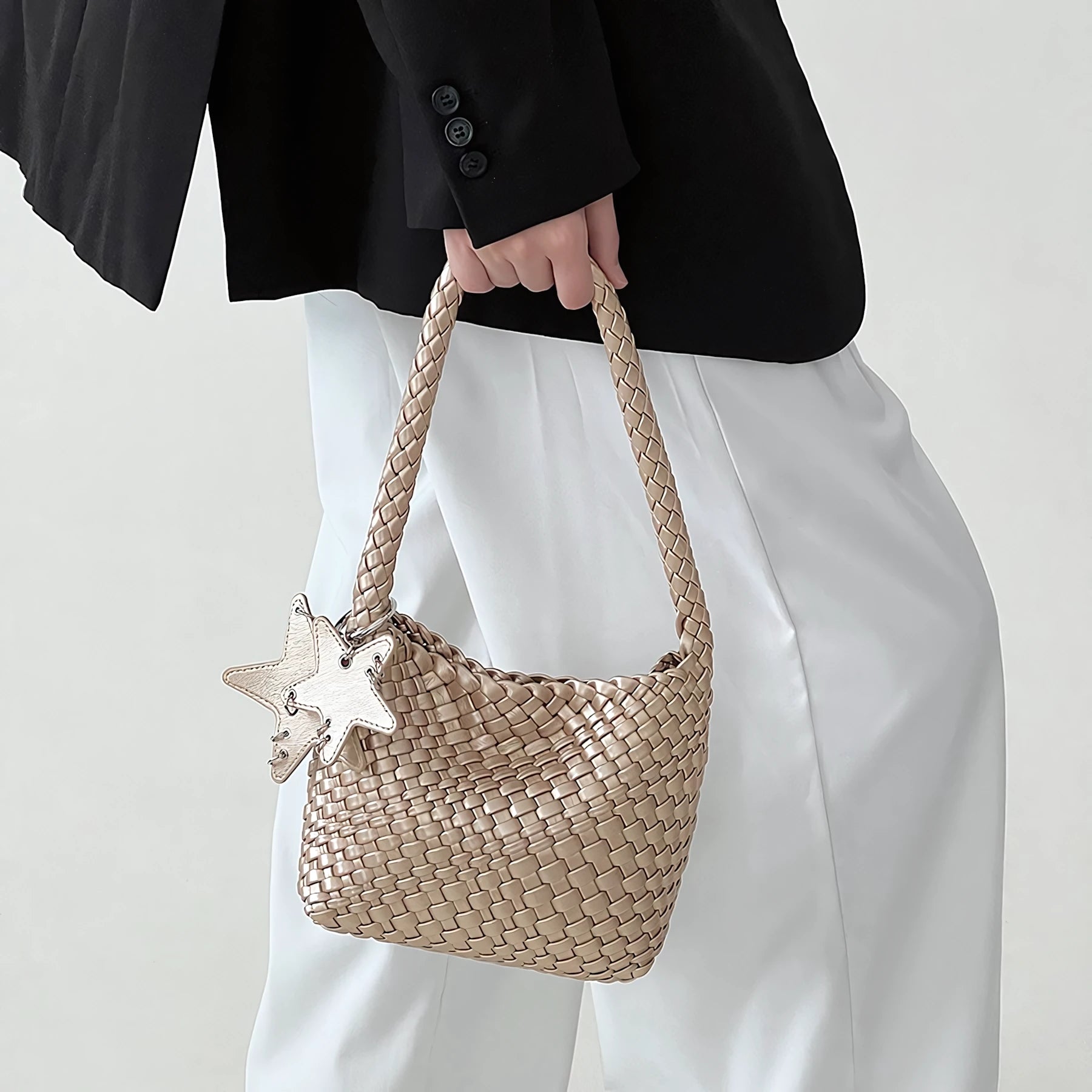 Starshine Knot – Handwoven Bucket Bag