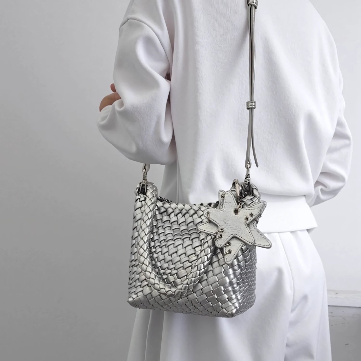 Starshine Knot – Handwoven Bucket Bag