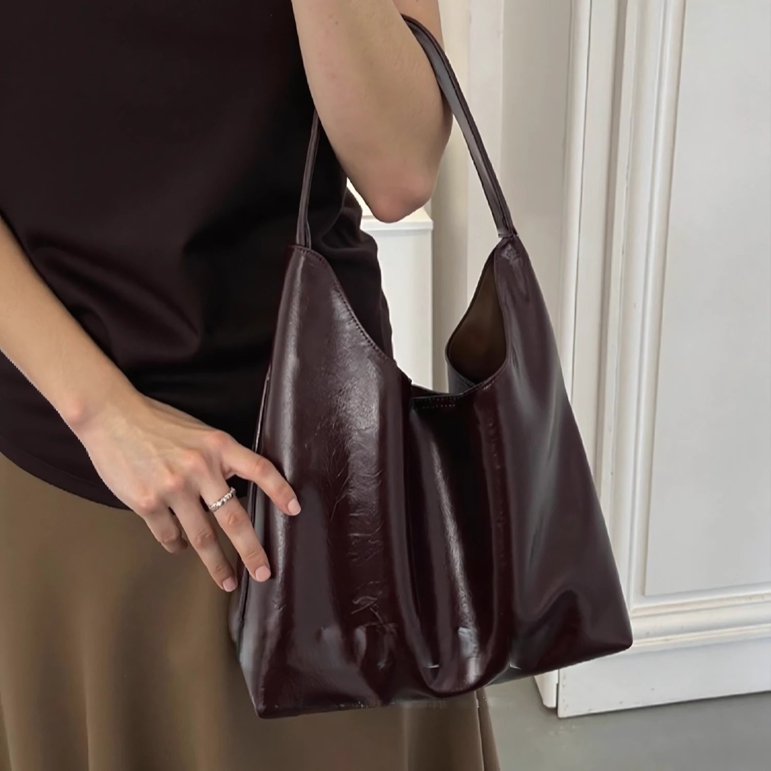 Tide Soft – Pearl Sheen Double Tote