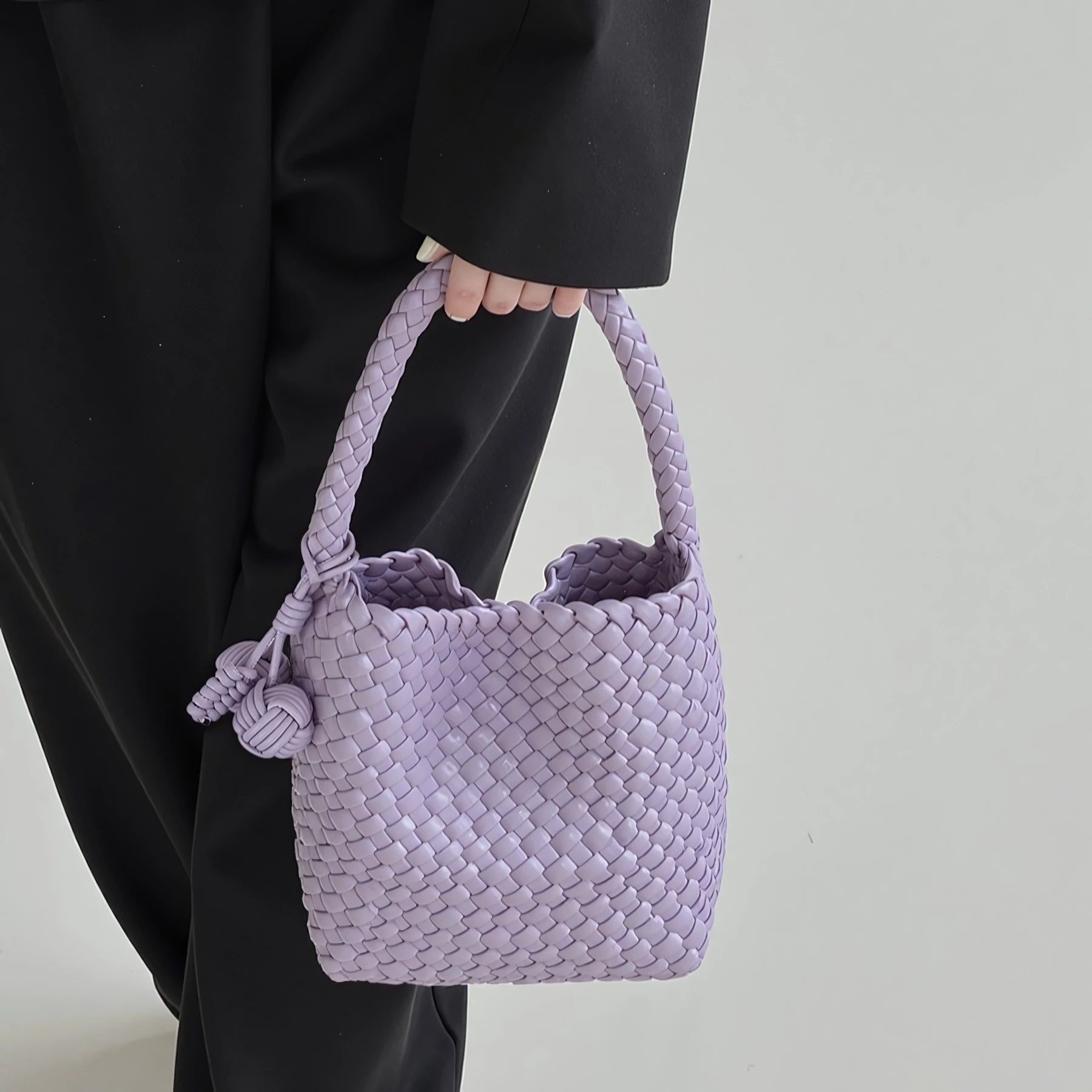 Sweet Knot - Handwoven Bucket Bag