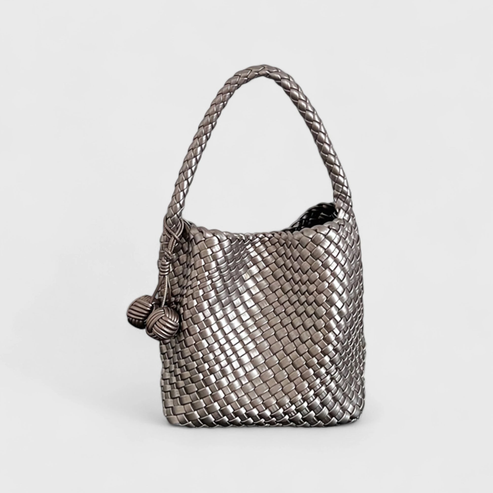 Sweet Knot - Handwoven Bucket Bag