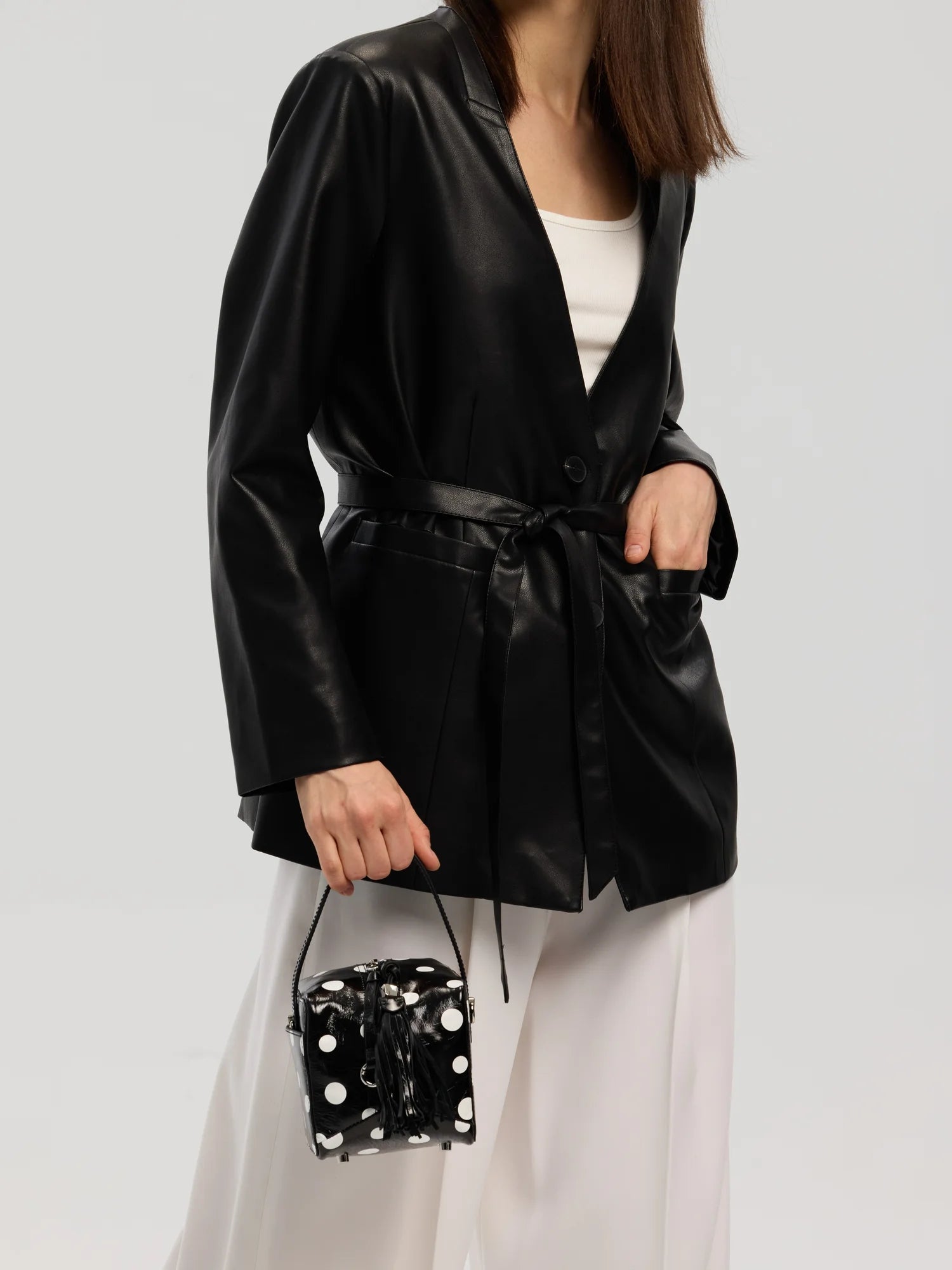 Black Dots Cube · Tassel Box Bag